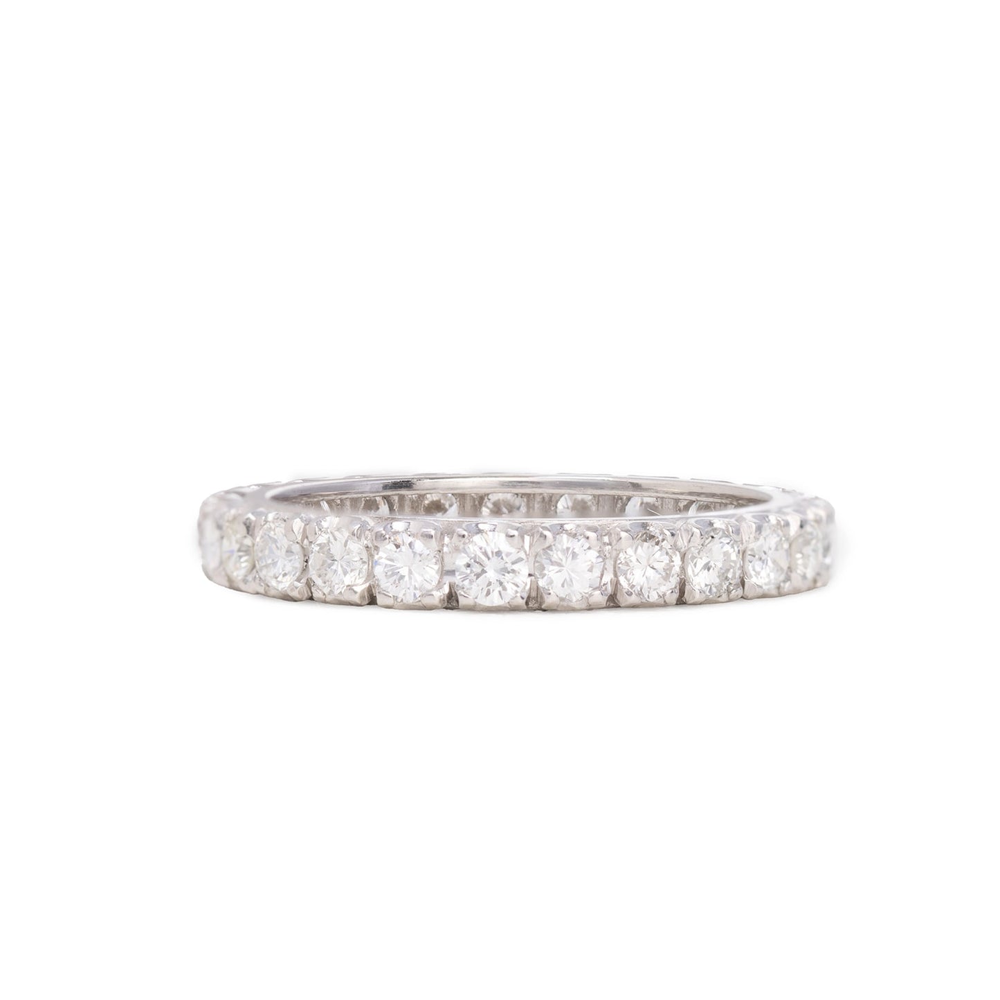 Aliança inteira com 1,5 ct de diamantes em platina