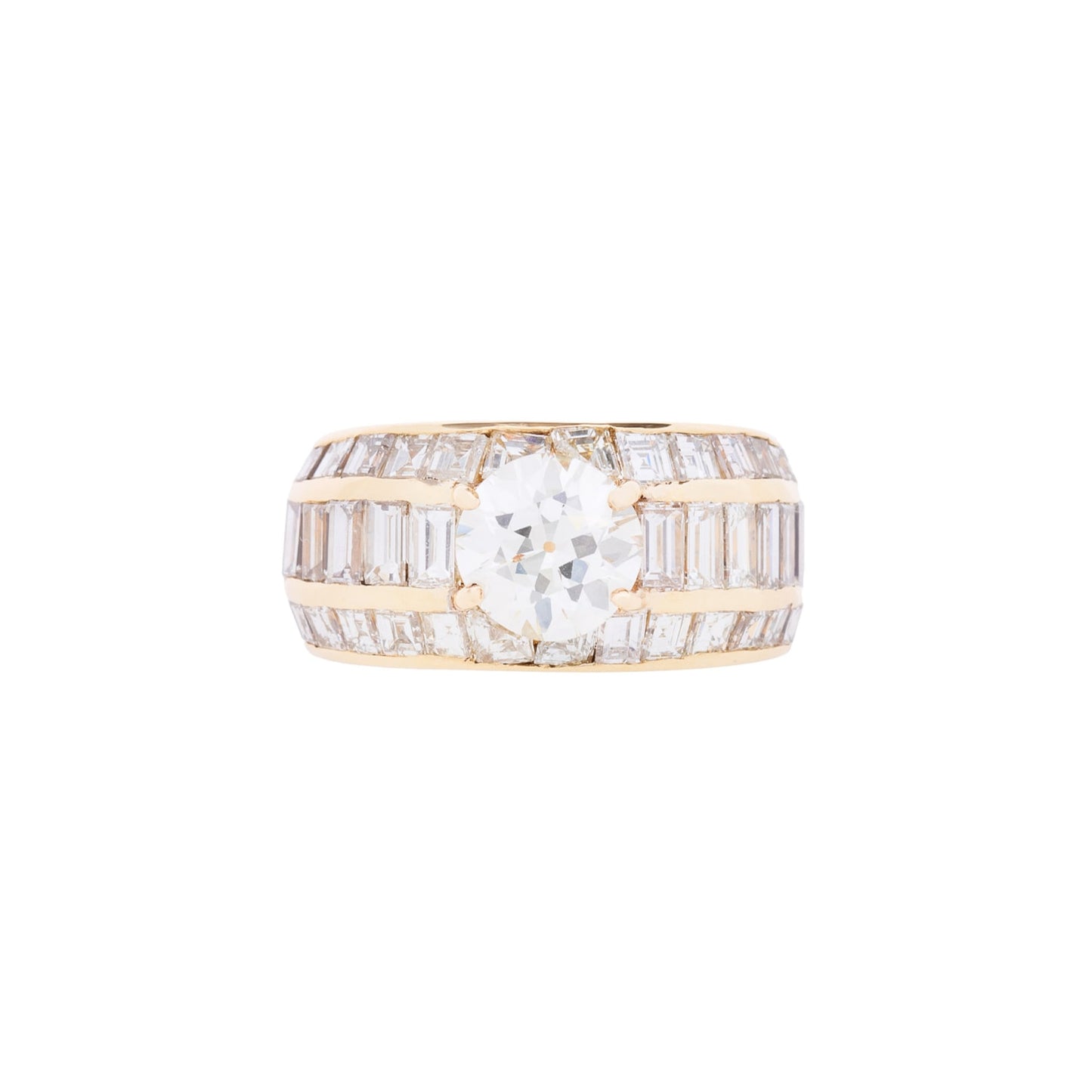 Anel maxi com 3,85 ct de diamantes em ouro amarelo