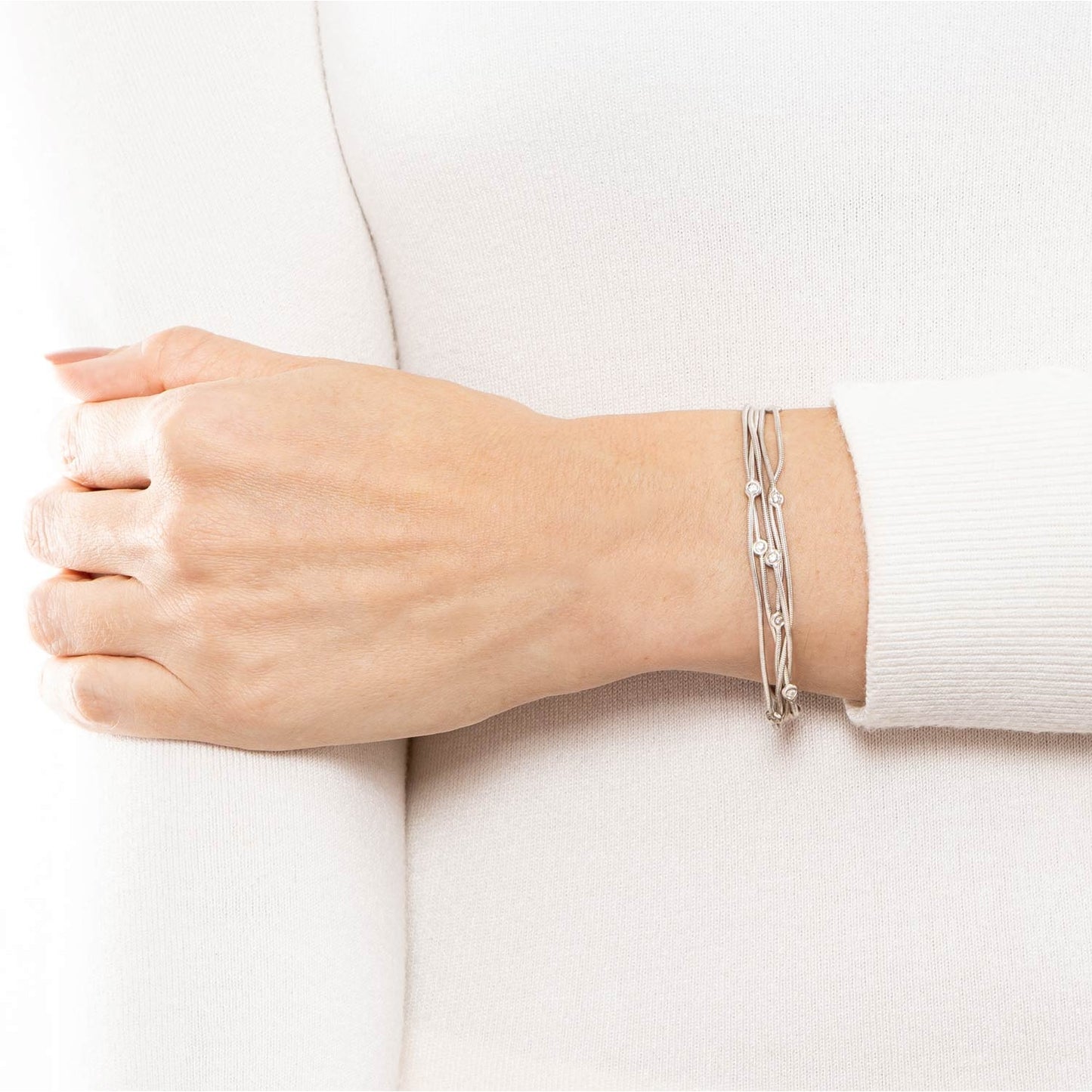 Pulseira H.Stern fios com 0,50 ct de diamantes em ouro branco