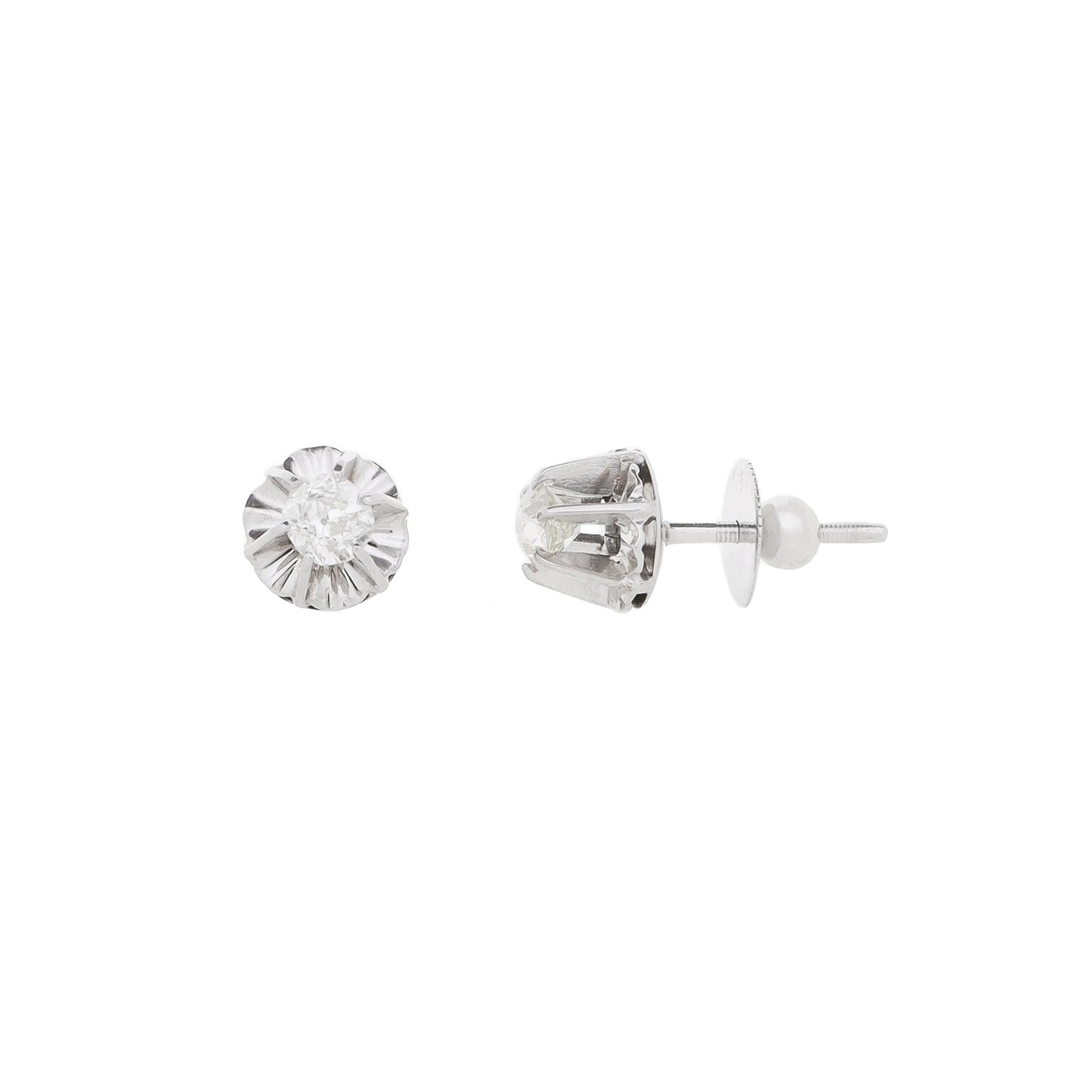 Brinco solitário com 0,44 ct de diamantes em platina