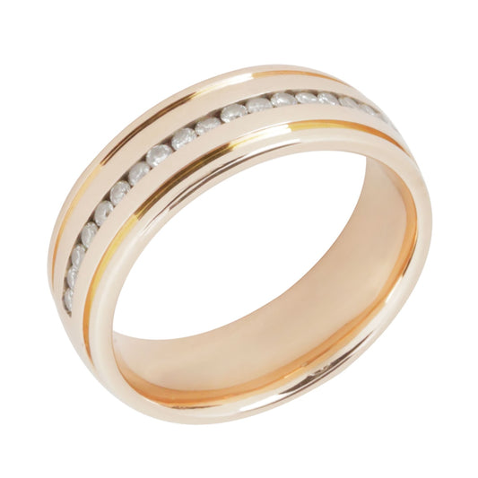 Aliança com trilho de diamante em ouro rosé