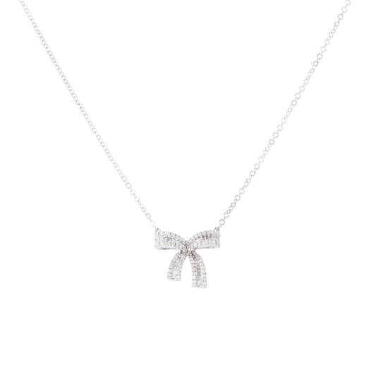 Colar berloque laço com 0,82 ct de diamantes em ouro