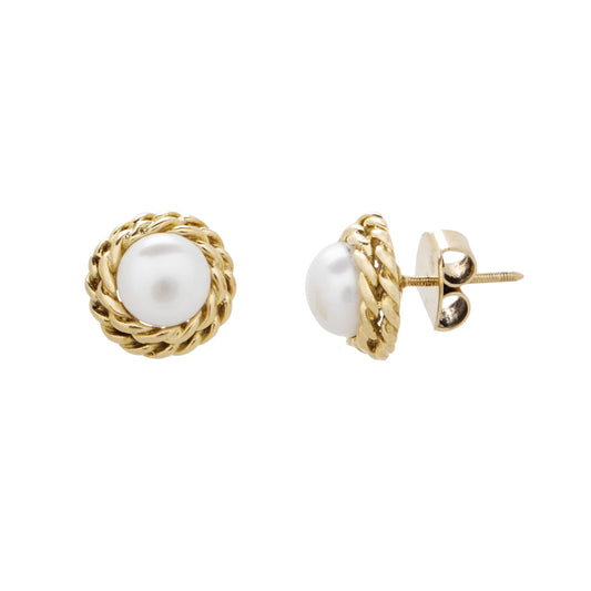 Brinco stud com pérola em ouro