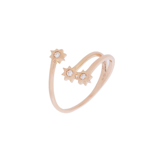 Anel vazado com diamantes em ouro